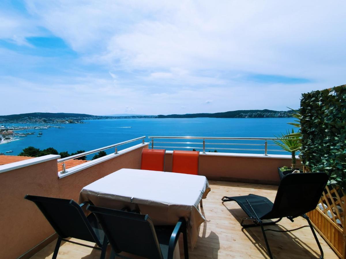 Apartment Jurcevic Трогир Экстерьер фото